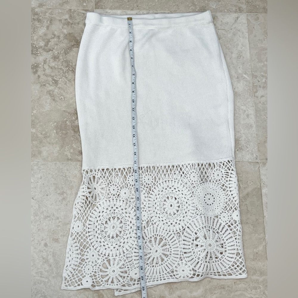 House of Harlow 1960 Crochet Knit Midi Pencil Skirt NWOT Size Medium - Picture 9 of 9